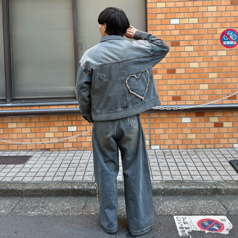 Heart Patch SU Curved Denim Pants | Remember.