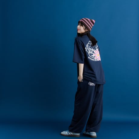 R with Daisy Tee