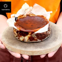 シェフのこだわりが詰まった「バスクチーズタルト」