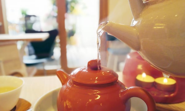 中国茶 IwaiLoft 鶏 2客 茶器セット 宝瓶 蓋碗 ガラス サーバー