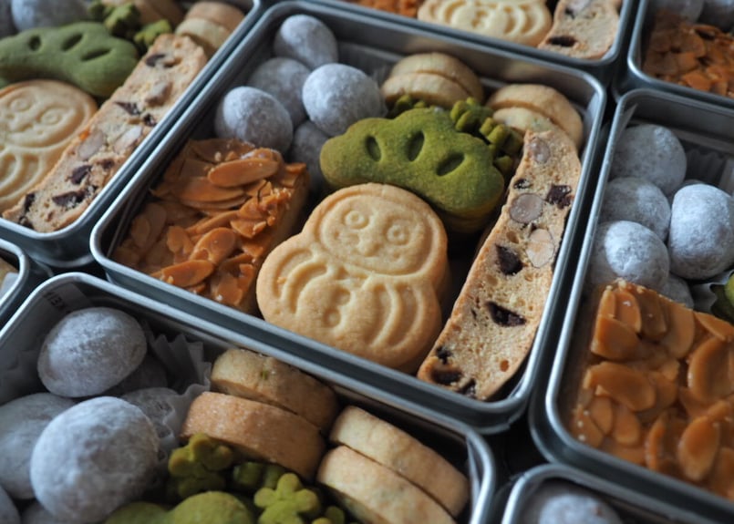 お正月クッキー缶 | 焼き菓子工房kobu