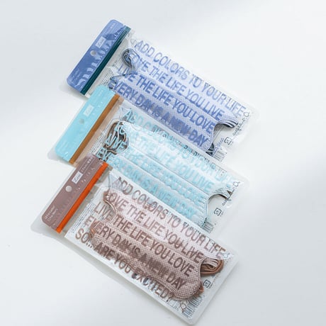 D.masque Luxe. ヒアルロン酸8,800mg/kg配合マスク 3色30枚セット