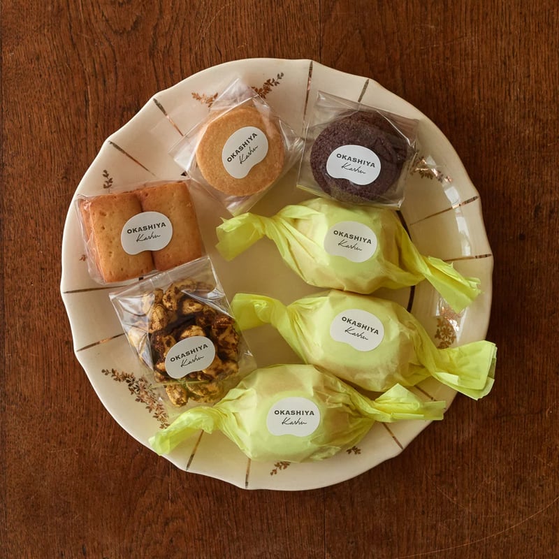 ラッピング付き・ギフト箱入り】レモンケーキと焼き菓子set A