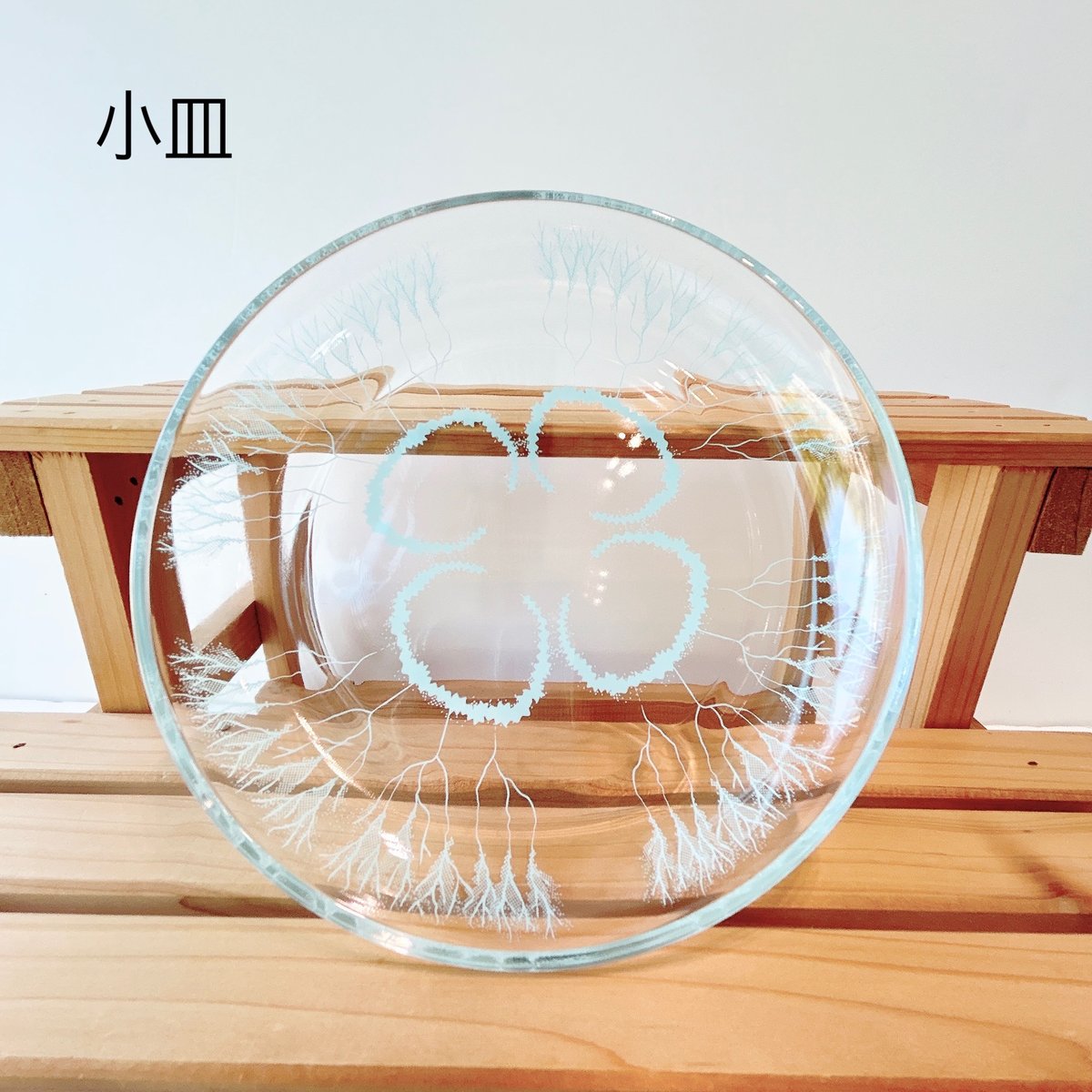 ガラス細工 クリスタルクラブ ケーキ&お皿 くらげのガラスのおさら | AQUAS Gift Shop / online store