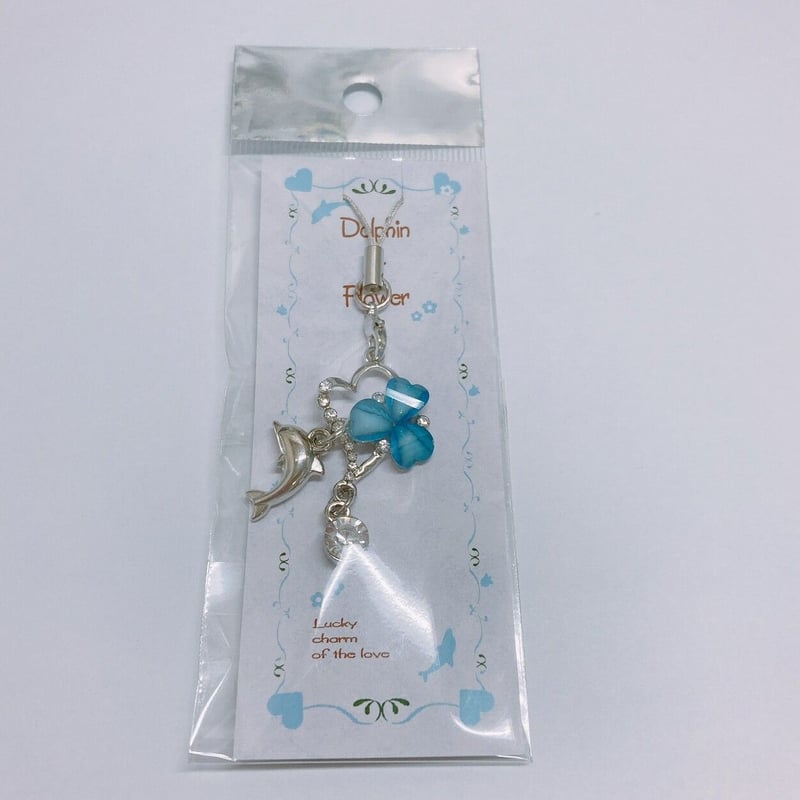 三つ葉ハートイルカ付きストラップ | AQUAS Gift Shop / online store