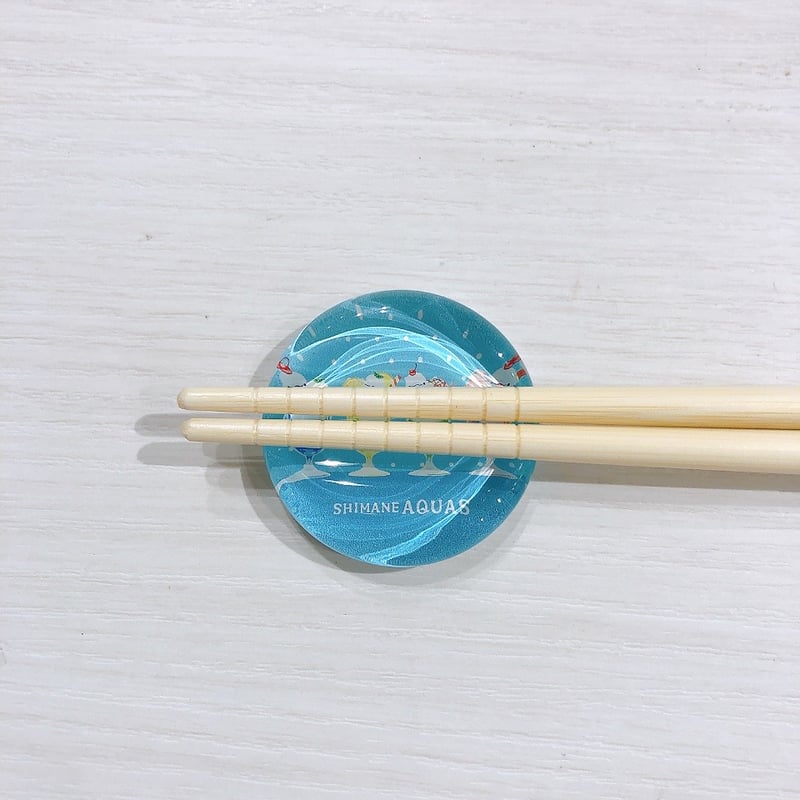 トロピカルソーダベルーガ ガラス箸置き | AQUAS Gift Shop / online トロピカルソーダベルーガ ガラス箸置き | AQUAS Gift Shop / online