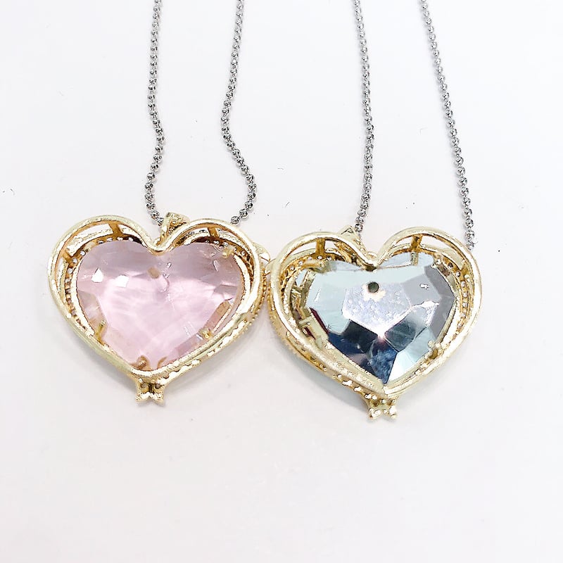 ハート包イルカペンダント | AQUAS Gift Shop / online store ハート包イルカペンダント | AQUAS Gift Shop / online store