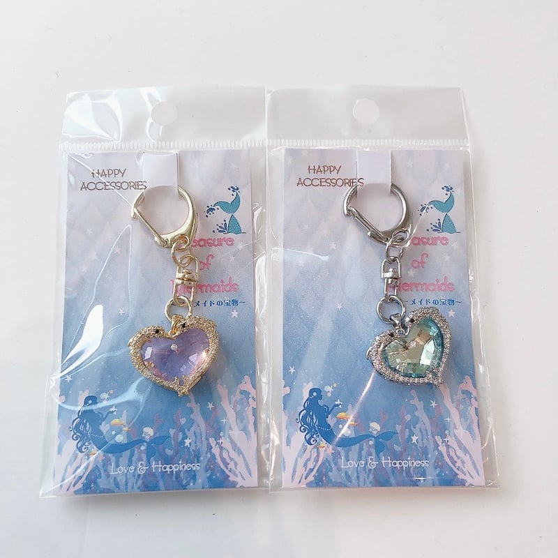 ハート包みイルカキーホルダー | AQUAS Gift Shop / online store ハート包みイルカキーホルダー | AQUAS Gift Shop / online store