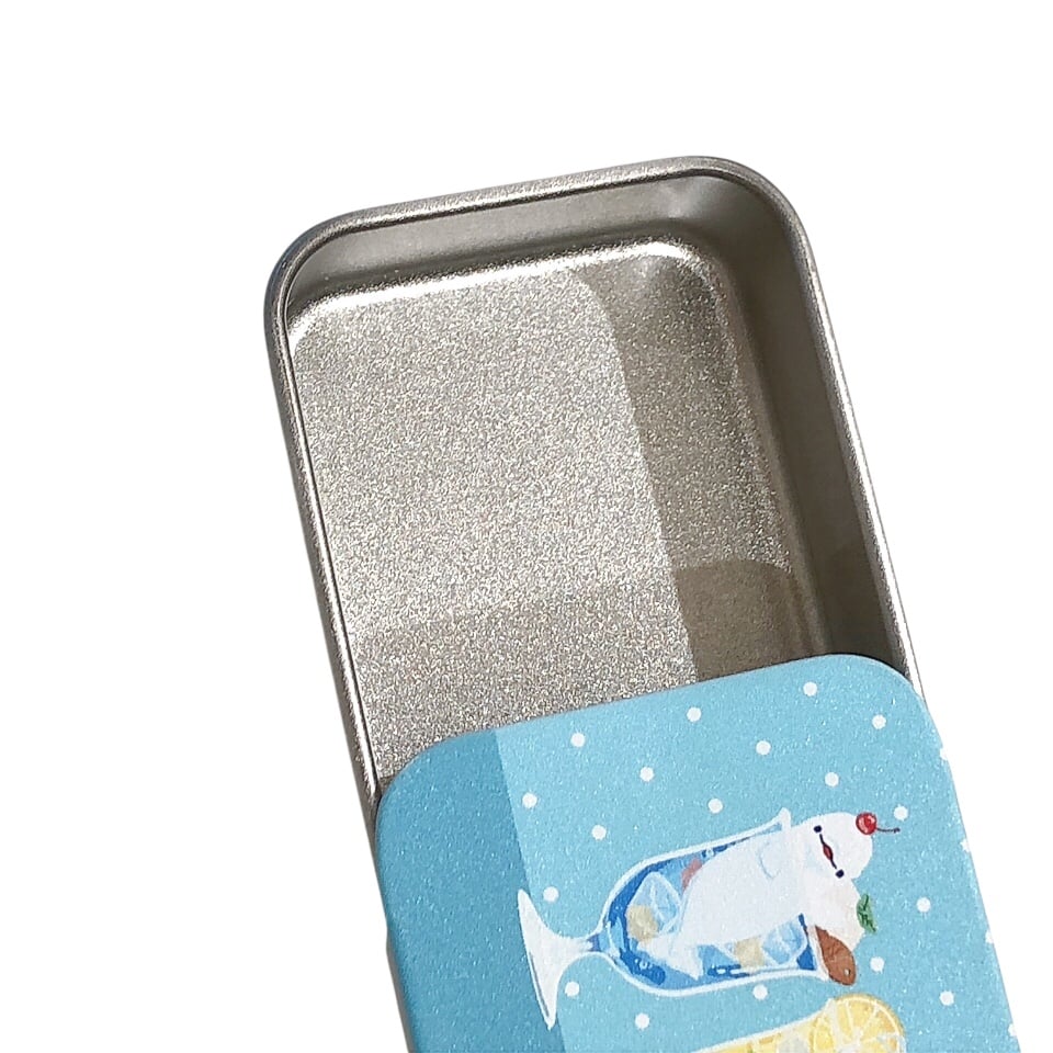 トロピカルソーダベルーガ タブレットケース缶 | AQUAS Gift Shop / onl