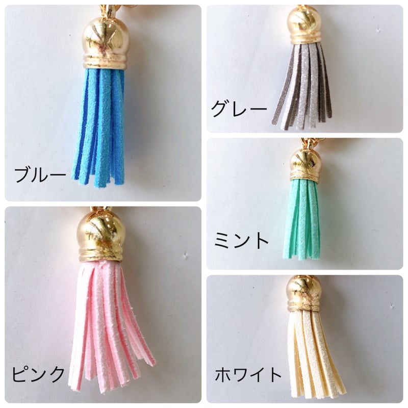 76 タッセルキーホルダー＊キーチャーム  フェザータグ付き✨ハンドメイド✨ AQUAS シロイルカタッセルキーリング | AQUAS Gift Shop / onlin