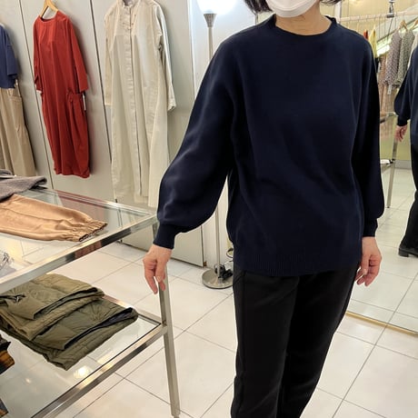 春のセーター