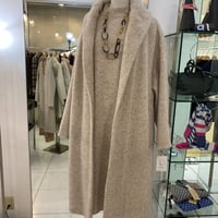 ニットコートとニットワンピース