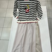 ニットとスカート