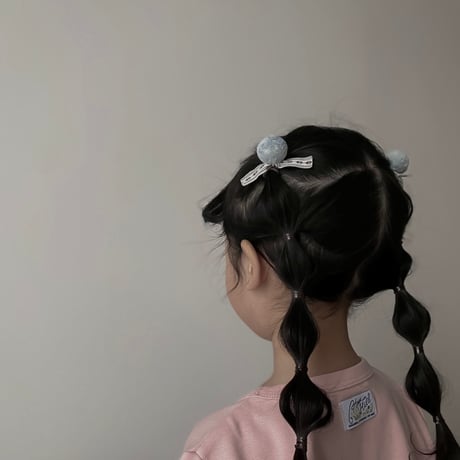poche  /  pom hair ties - pale blue