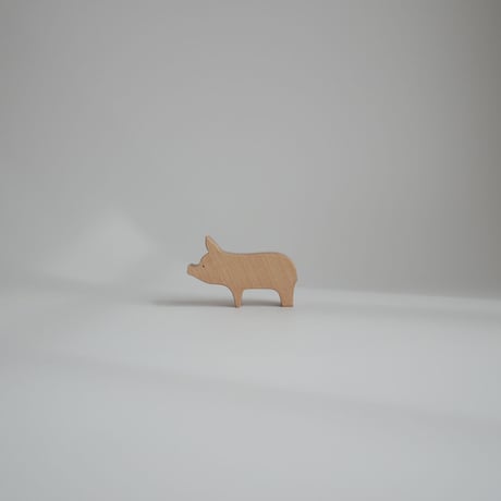 REDBARBATUM /  Pig Children Wooden Figure