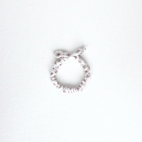 【 ラスト1点 】iver & isla  /  bow scrunchie headband . cameo