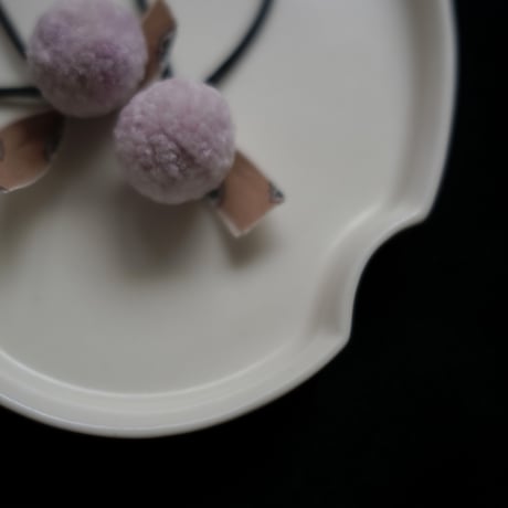 poche  /  pom hair ties - powder