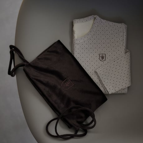 poche  /  exclusive set