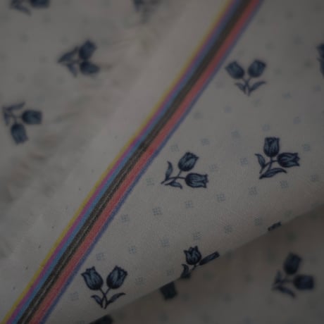 RITAPAPERI  /  original design fabric hagire - Turkish Lily Blue < Ecru >