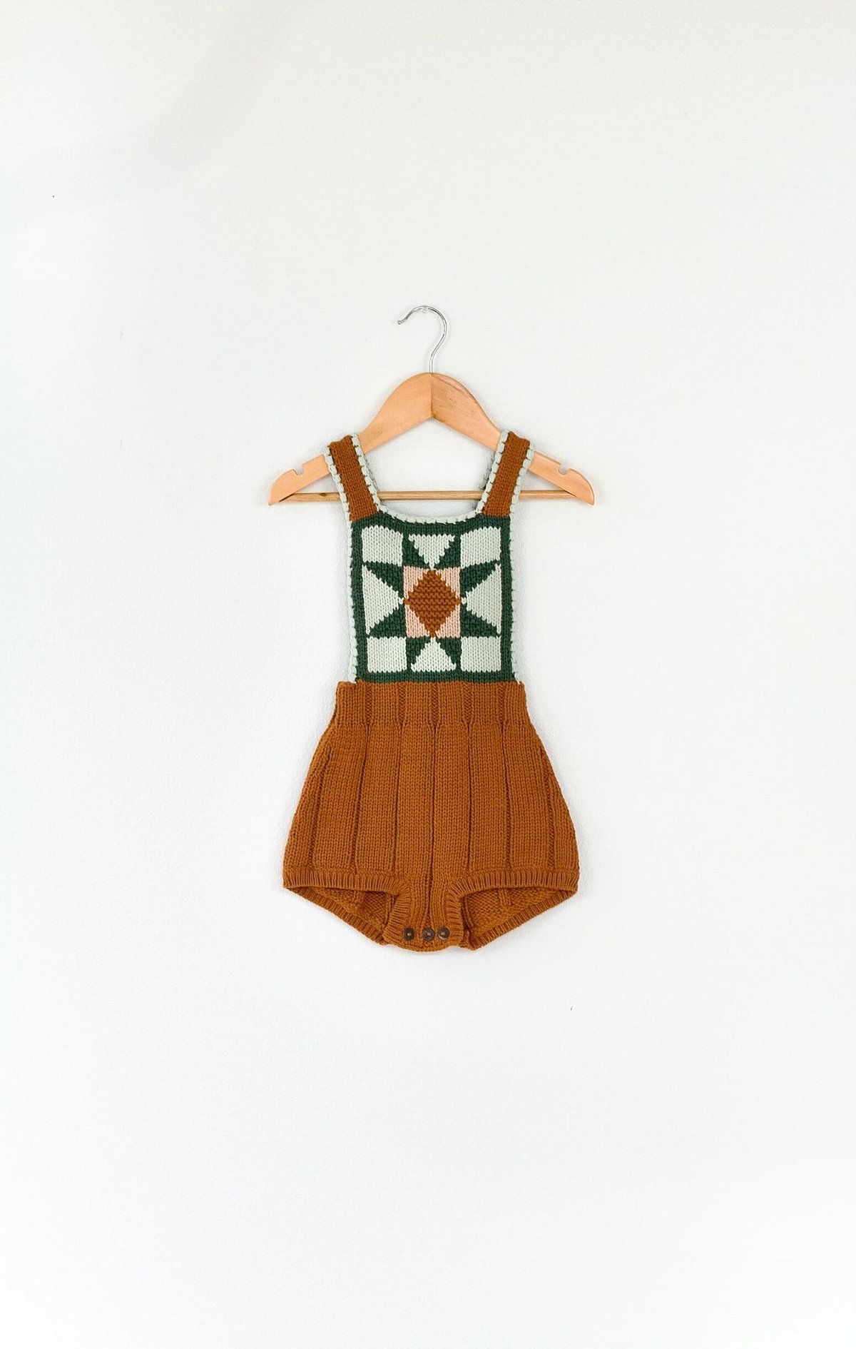 iver & isla / patchwork quilt romper -acorn