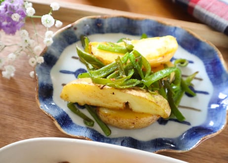 ささみのピザ風　調理キット／1食分（1食627円/税込）(調理例です。キットに含まれていないものも写っています)