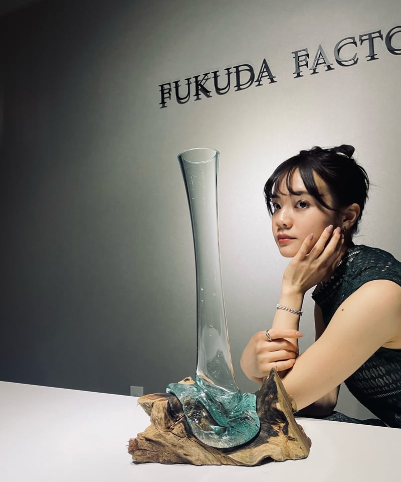 未使用品　美しい伝統工藝切子　球体フラワーベース　桐箱付き Creer（家具、インテリア） フラワーベース シナリーベース