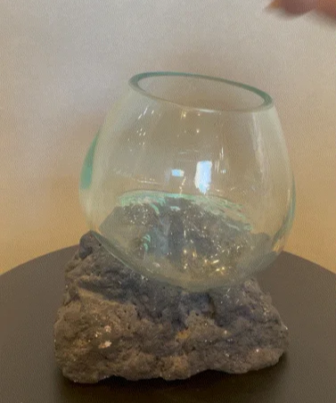 フラワーベース 花瓶（流木 石 吹きガラス） Amazon.co.jp: KANMURYOU 流木ガラスフラワーベース[3]【J