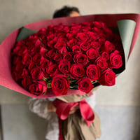 108本の赤い薔薇