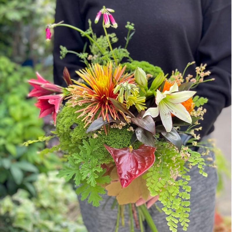 季節のフレッシュブーケ M | 花福 オンラインショップ