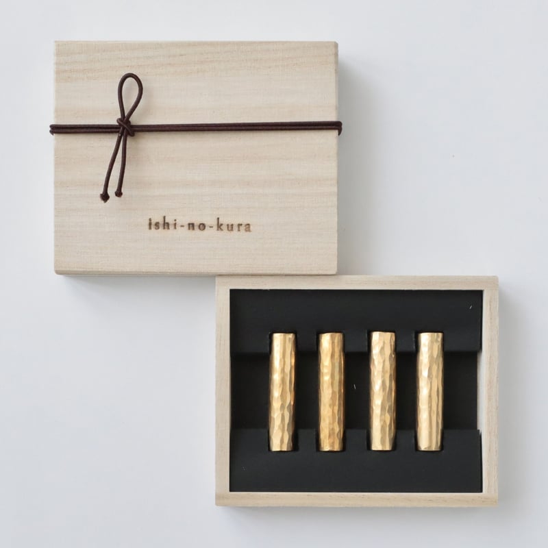 湯布院アンティーク 真鍮製 カーボーイハット 置物 重量4.5k フラワー 小物 湯布院アンティーク 真鍮製 カーボーイハット 置物 重量4.5k