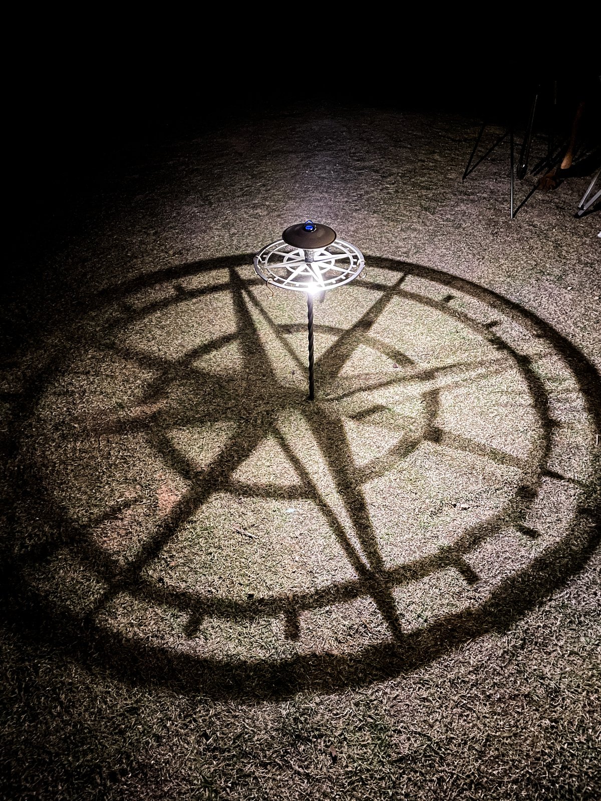 ラシンバン　ランタンスタンド　volcano fit=scale-down,w=1200