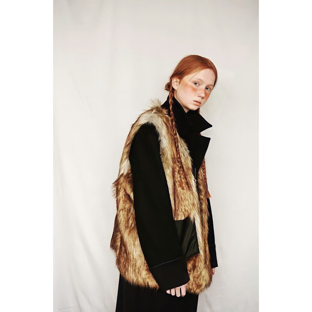 お値下げ 2024 未使用 bow.a FAKE FUR VEST 完売 2024 未使用 bow.a