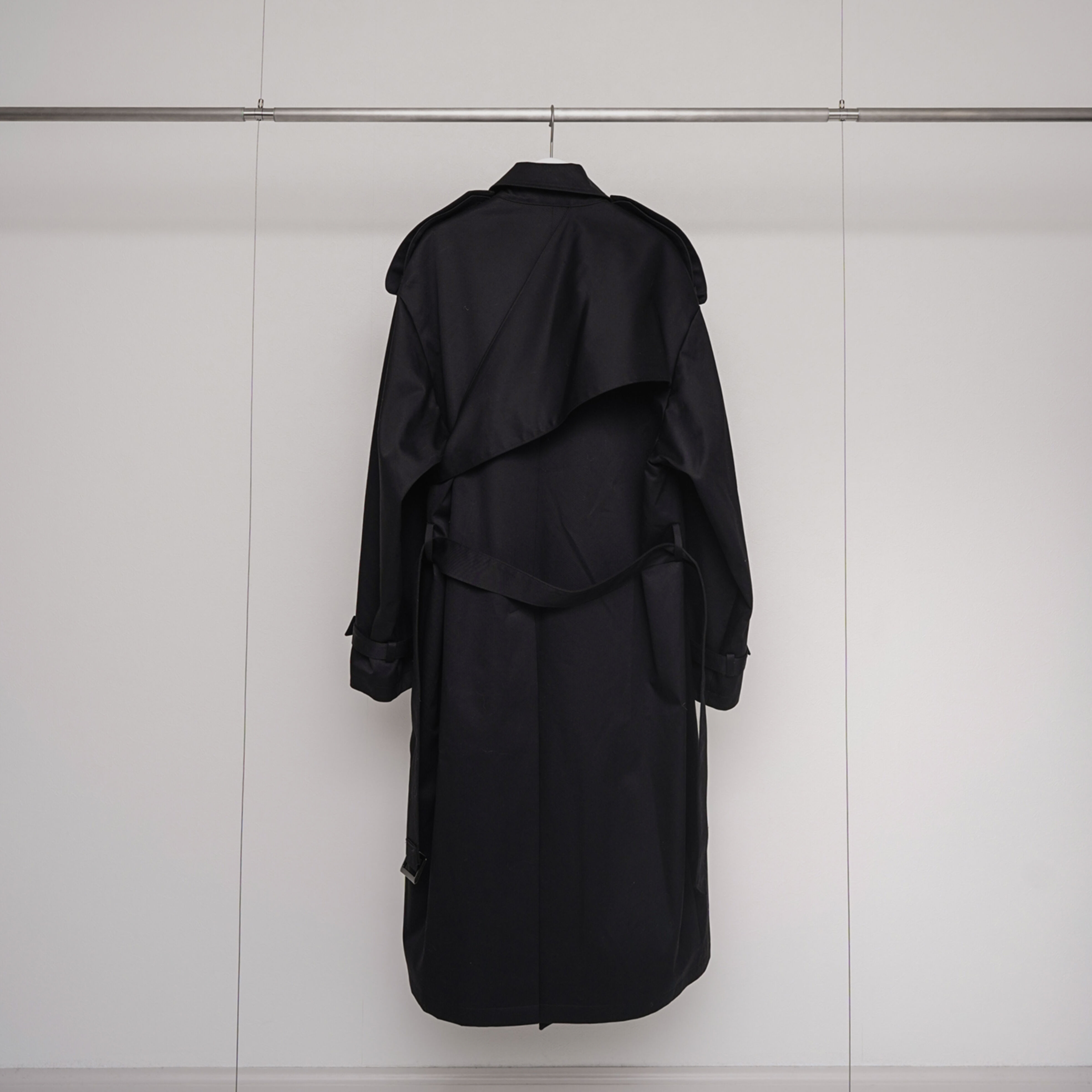 KEISUKEYOSHIDA トレンチコート Cape Trench Coat（トレンチコート）｜KEISUKEYOSHIDA（ケイスケヨシダ