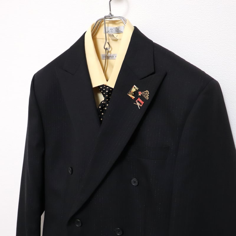 Double-breasted setup & shirt & tie 