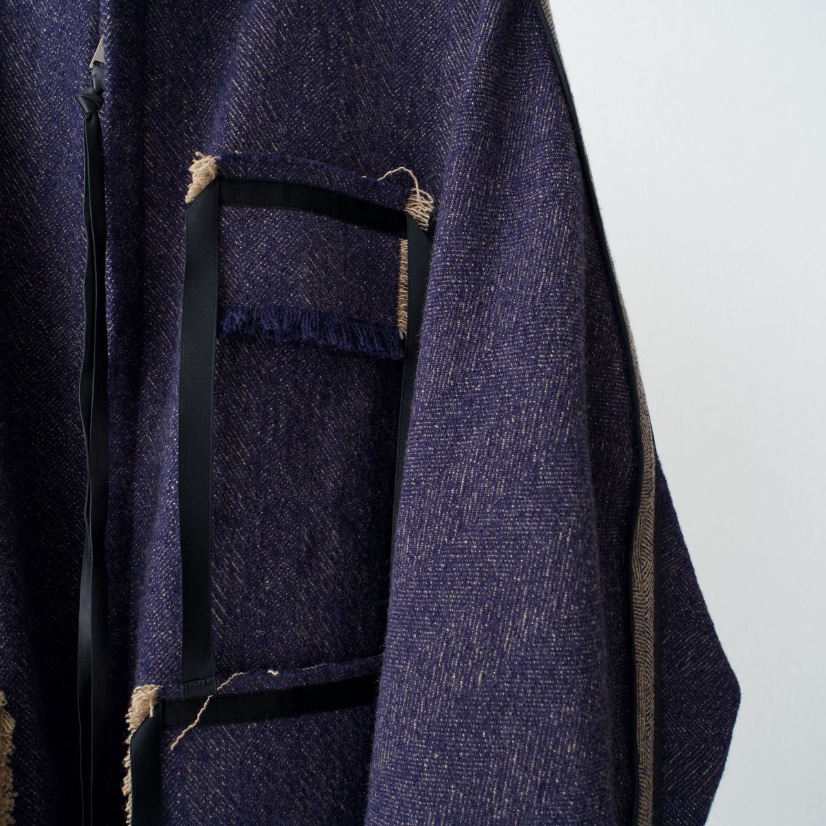 HEōS> Kimono Sleeve Jacket | kuonbyrinq