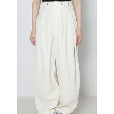 Wool Wide Tuck Pant　White
