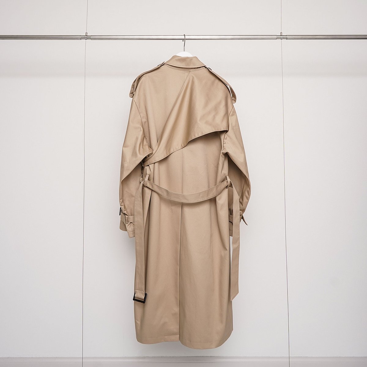 KEISUKE YOSHIDA> Belted Trench Coat , Beige |