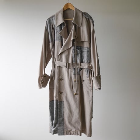 trench coat (beige)