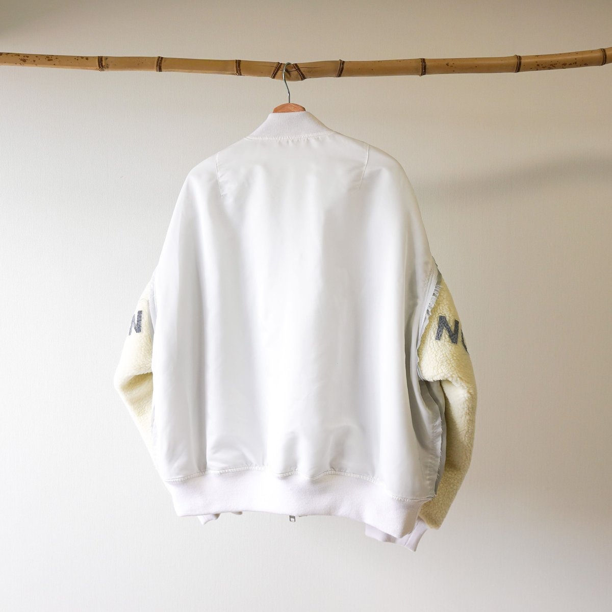 DISCOVERED> BOA SLEEVE MA-1 / WHT | kuonbyrinq DISCOVERED> BOA SLEEVE MA-1 / WHT | kuonbyrinq
