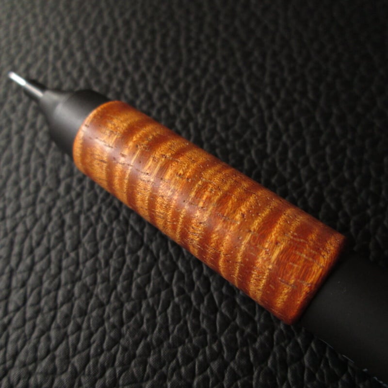 △▽カーリーハワイアンコア モノグラフライト シャープペンシル