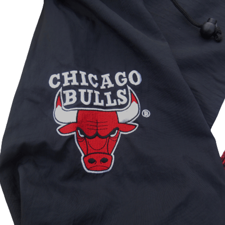 90s Chicago Bulls Nylon Jacket