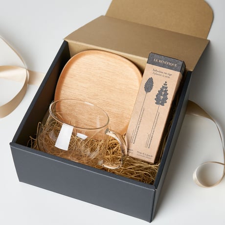 LE PERSONA 香水 4本セット ギフトボックス入り LE PERSONA 香水 4本セット ギフトボックス入り