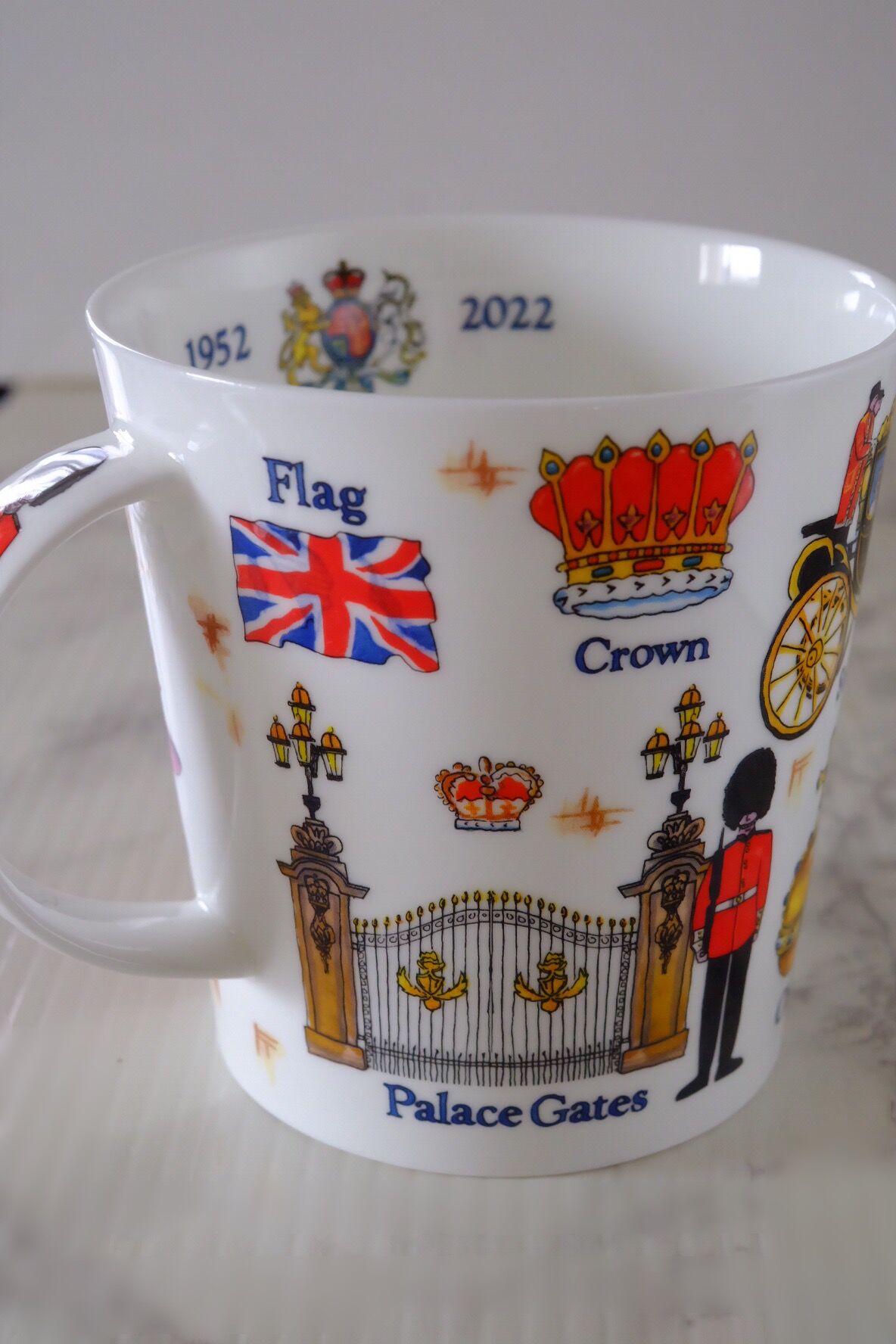 ダヌーンコレクションマグカップ（Dunoon Cair HM Queen