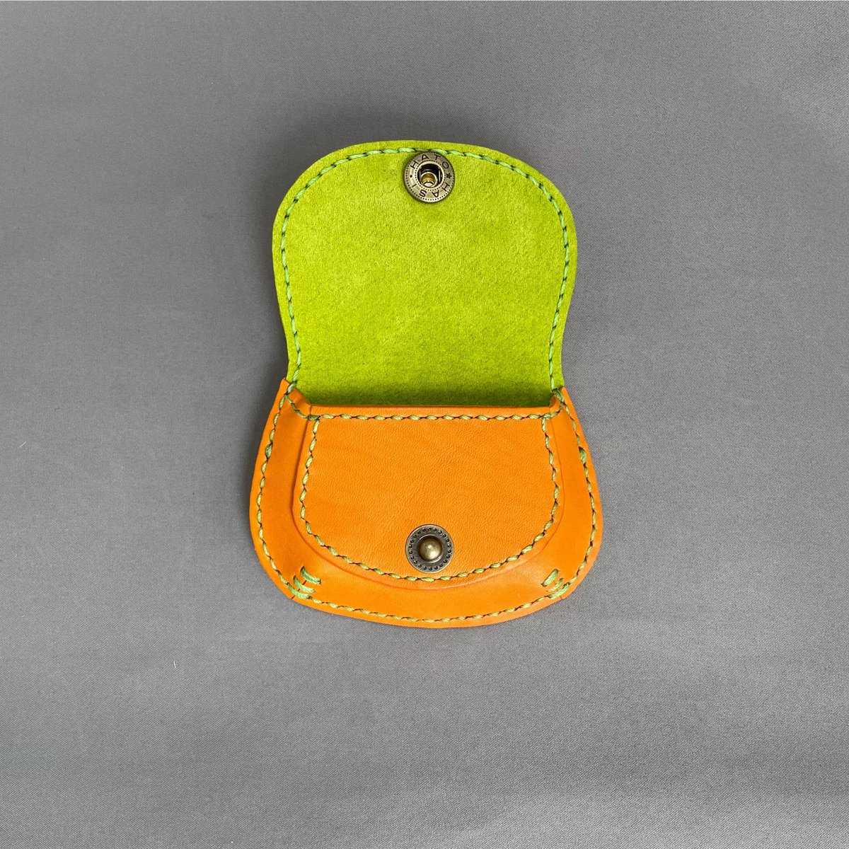 小銭も入る小物入れ・コインケース（オレンジ×黄緑）カード入れ