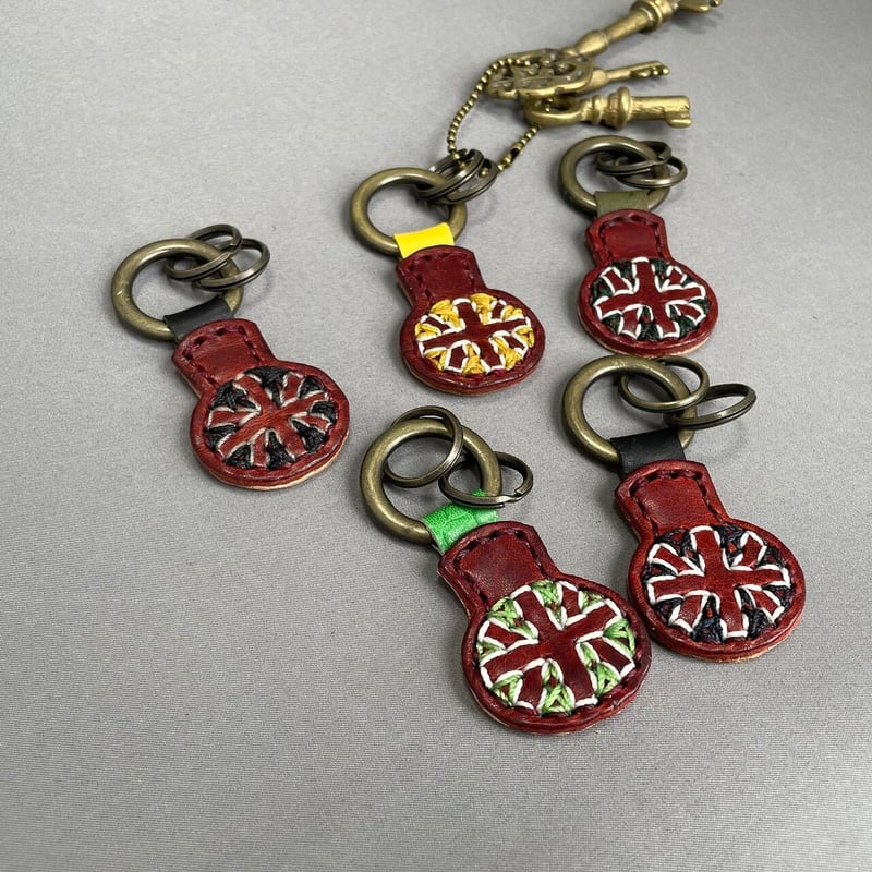 ユニオンジャック本革キーホルダー（刺繍タイプ）・キーリング（エンジ