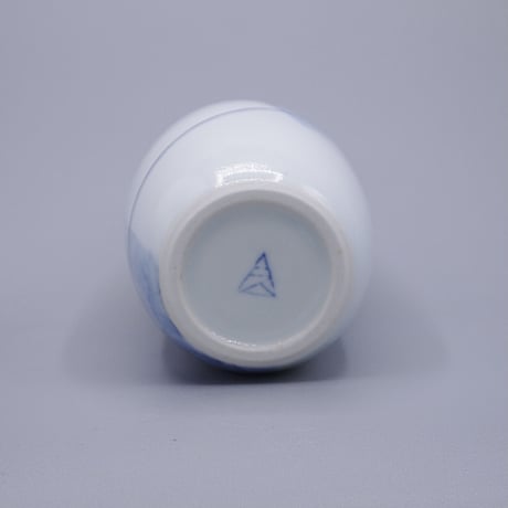 【柴田良三】染付陶器 徳利 /Liquor bottle