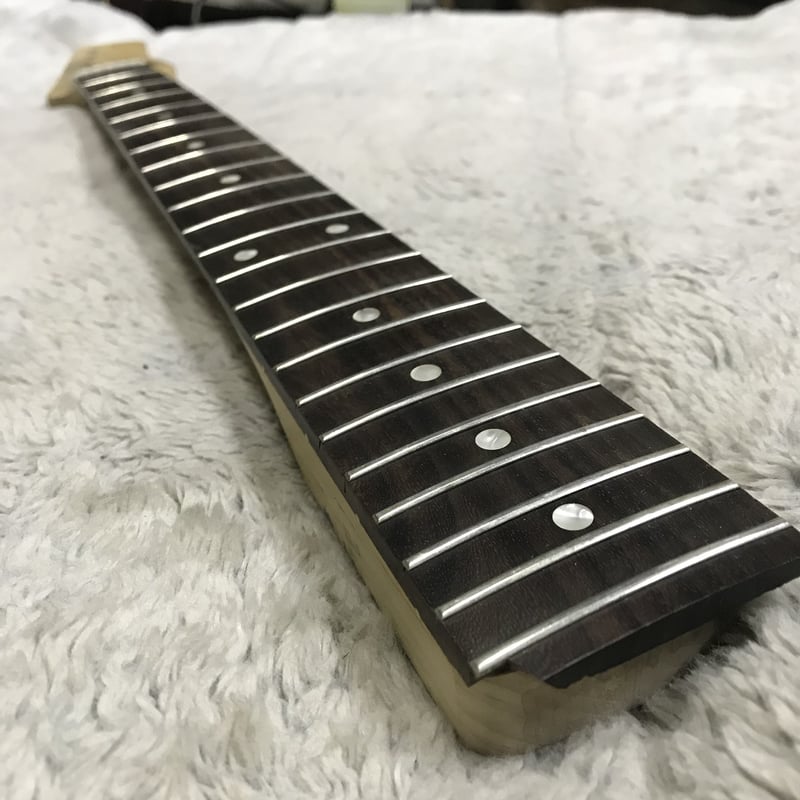 ギター fender squier strat neck Fender Squier Strat 70's Style LARGE HEADSTOCK Neck Maple