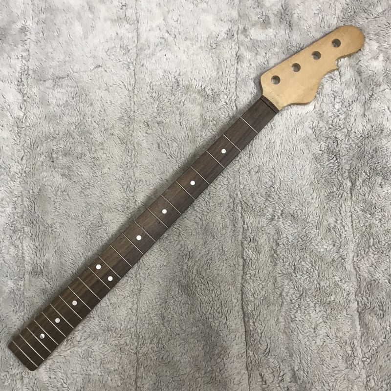 値下げ！古い日本製ネックとボディ？ノーブランドジャズベース 値下げ！古い日本製ネックとボディ？ノーブランドジャズベース 値下げ