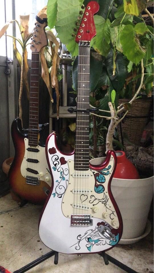 Jimi Hendrix Monterey Stratocaster replica | RU