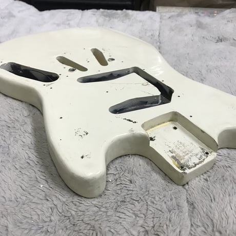 Fender Mustang body